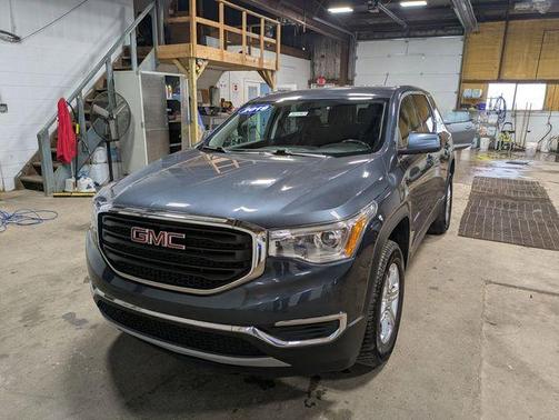 2019 GMC Acadia SLE-1