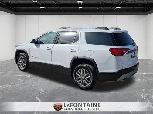 2019 GMC Acadia SLE-2