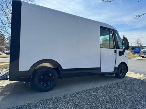 2025 Chevrolet BrightDrop 400 Base