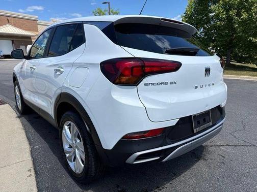 Summit White 2025 Buick Encore GX Preferred