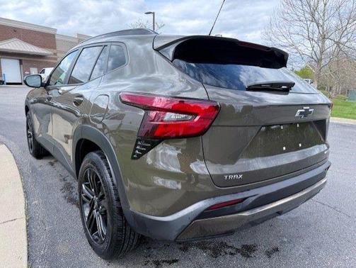 Bronze Metallic 2024 Chevrolet Trax ACTIV