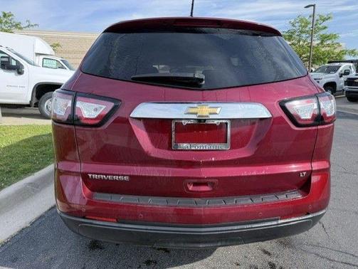 Siren Red Tintcoat 2017 Chevrolet Traverse 1LT