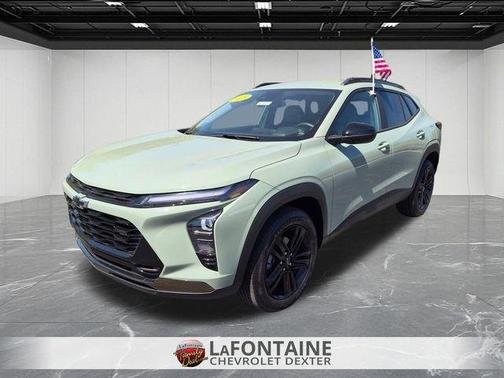 Green 2025 Chevrolet Trax ACTIV