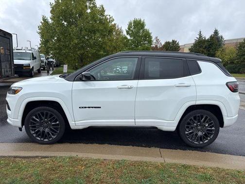 2022 Jeep Compass Altitude