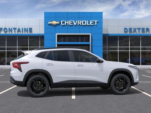 Summit White 2026 Chevrolet Trax LT
