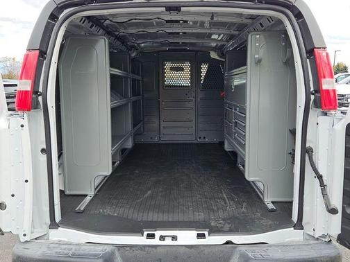 2025 Chevrolet Express 2500 Work Van