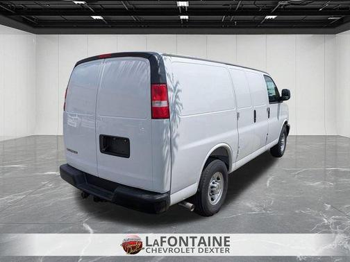 2025 Chevrolet Express 2500 Work Van