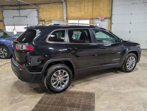 Diamond Black 2021 Jeep Cherokee Latitude Lux