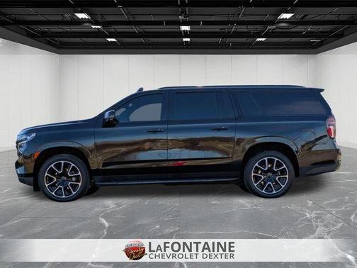 2023 Chevrolet Suburban RST