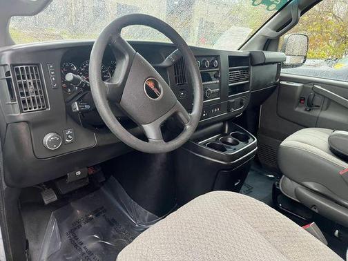 2018 GMC Savana 2500 Work Van