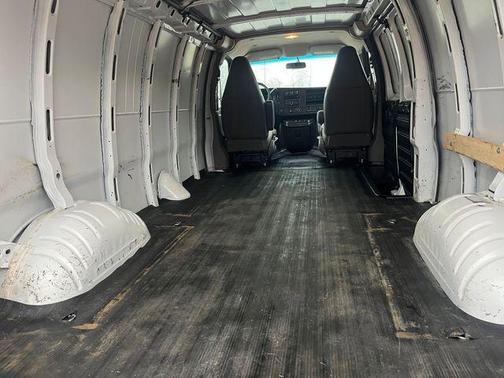 2018 GMC Savana 2500 Work Van