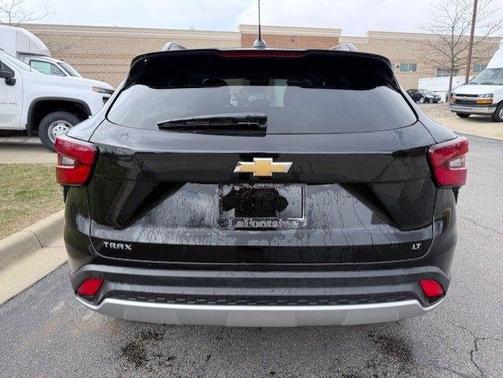 Black Metallic 2025 Chevrolet Trax LT