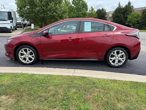 2018 Chevrolet Volt Premier