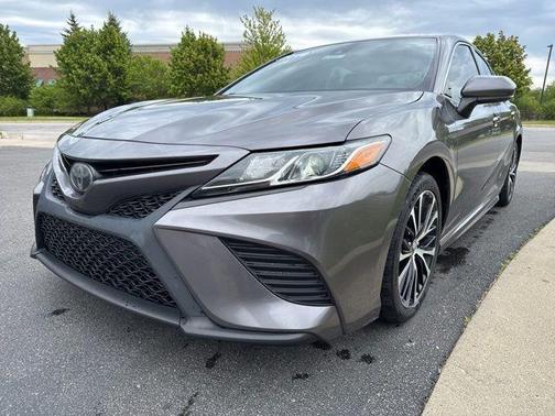 Predawn Gray Mica 2019 Toyota Camry SE