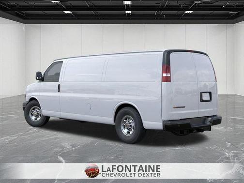 2025 Chevrolet Express 2500 Work Van