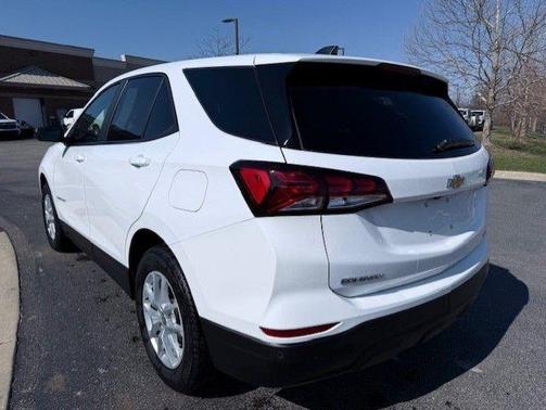 Summit White 2024 Chevrolet Equinox LS