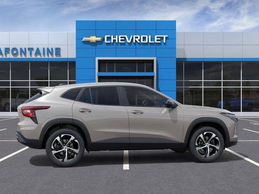 White 2026 Chevrolet Trax 1RS