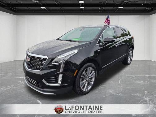 Black Metallic 2024 Cadillac XT5 Premium Luxury
