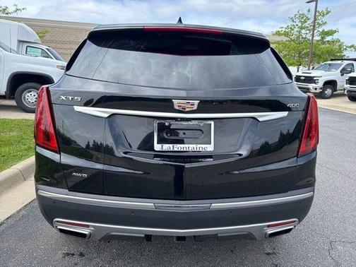 Black Metallic 2024 Cadillac XT5 Premium Luxury