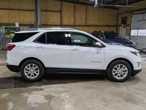 Summit White 2019 Chevrolet Equinox 1LT