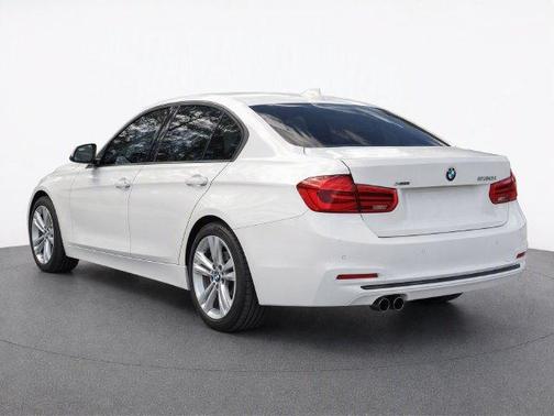 Alpine White 2018 BMW 330 i xDrive