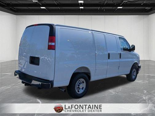 2025 Chevrolet Express 2500 Work Van