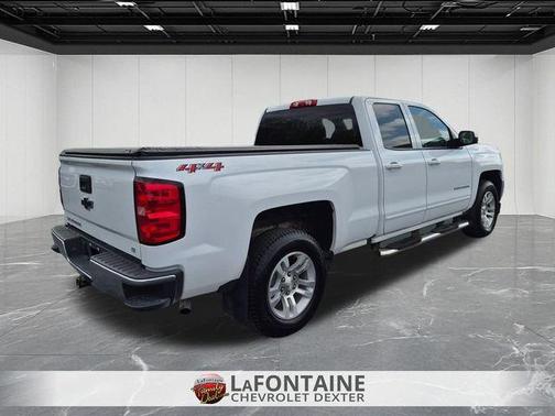 Summit White 2018 Chevrolet Silverado 1500 LT