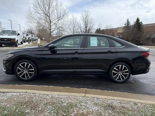 2025 Volkswagen Jetta 1.5T SE