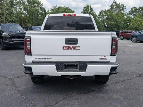 Summit White 2018 GMC Sierra 1500 SLT