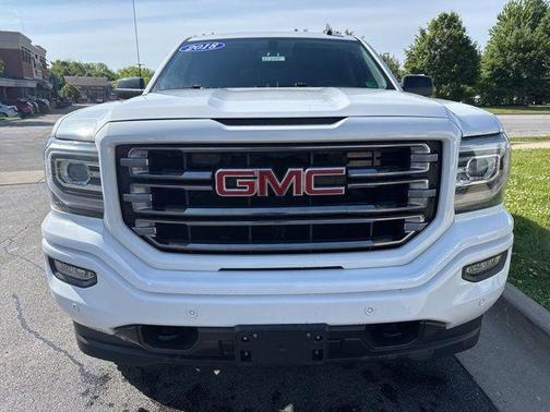 Summit White 2018 GMC Sierra 1500 SLT