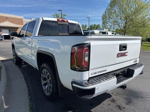 Summit White 2018 GMC Sierra 1500 SLT