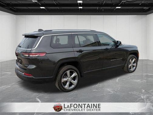 2023 Jeep Wagoneer Base