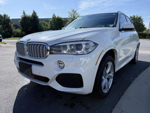 Alpine White 2017 BMW X5 xDrive50i
