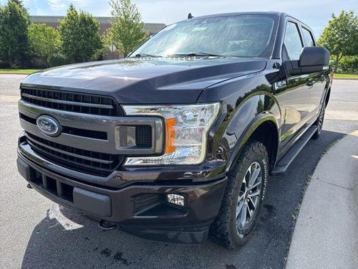 Magma Red Metallic 2019 Ford F-150 XLT
