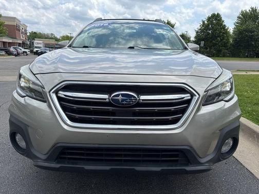 Tungsten Metallic 2019 Subaru Outback 2.5i Limited