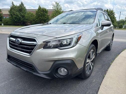Tungsten Metallic 2019 Subaru Outback 2.5i Limited