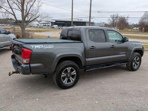 2017 Toyota Tacoma TRD Sport