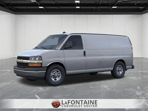 2025 Chevrolet Express 3500 Work Van