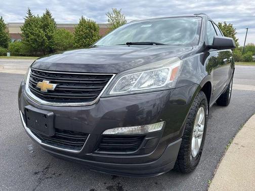 Tungsten Metallic 2017 Chevrolet Traverse LS