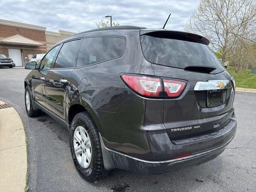 Tungsten Metallic 2017 Chevrolet Traverse LS