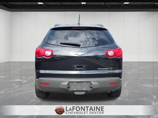 Black Granite Metallic 2012 Chevrolet Traverse 2LT