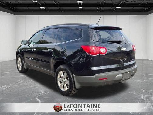 Black Granite Metallic 2012 Chevrolet Traverse 2LT