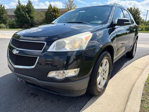 Black Granite Metallic 2012 Chevrolet Traverse 2LT