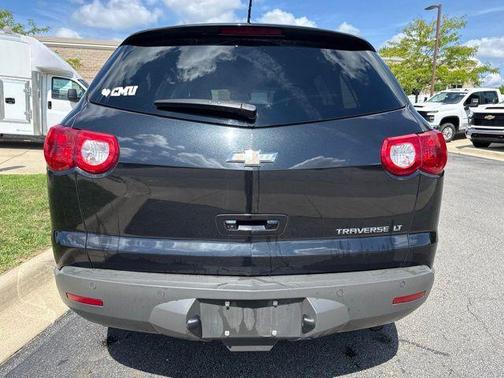Black Granite Metallic 2012 Chevrolet Traverse 2LT