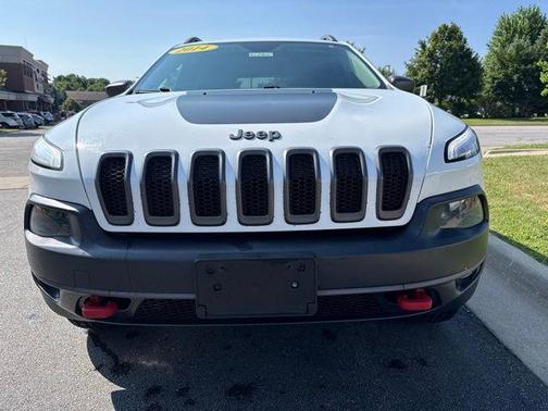 Bright White Clearcoat 2014 Jeep Cherokee Trailhawk