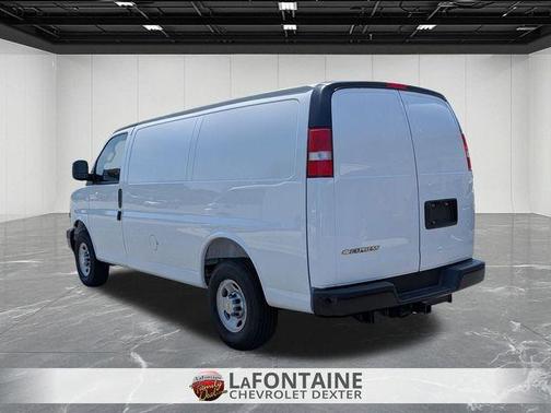 2025 Chevrolet Express 2500 Work Van
