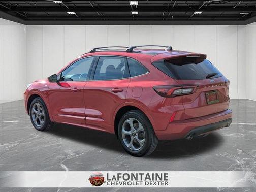 Rapid Red Metallic Tinted Clearcoat 2023 Ford Escape ST-Line