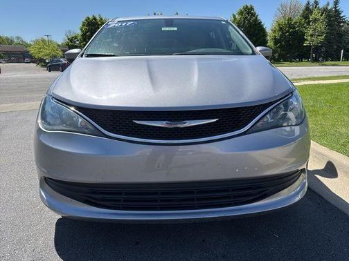 2017 Chrysler Pacifica LX