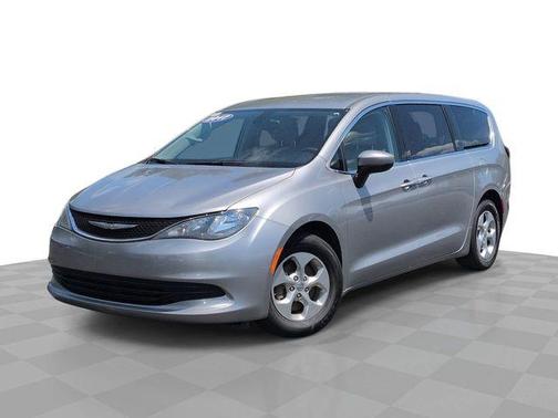 2017 Chrysler Pacifica LX