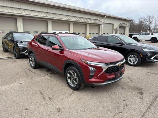 2025 Chevrolet Trax LT